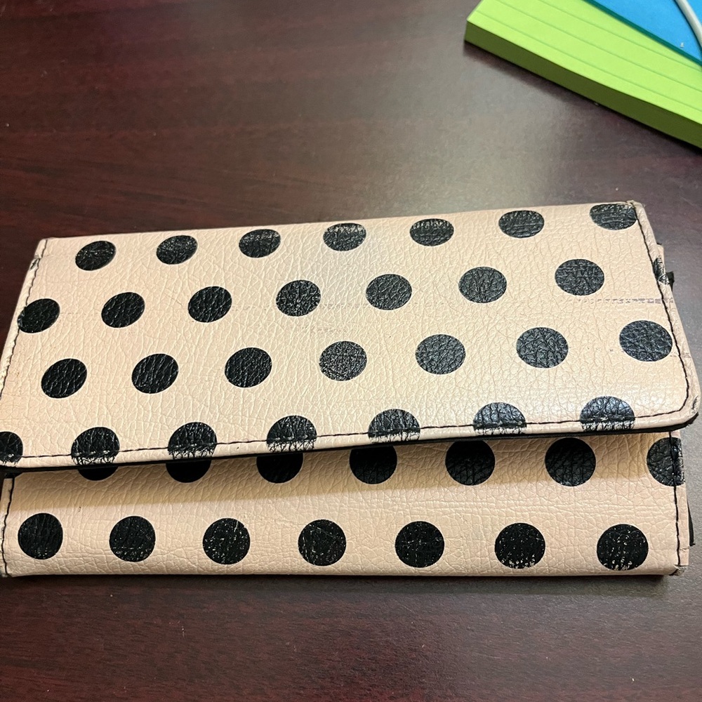 Polka Dot Wallet